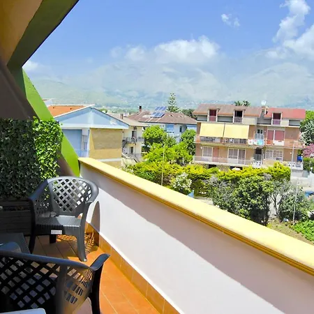 לינה וארוחת בוקר Il Gioiello פורמיה